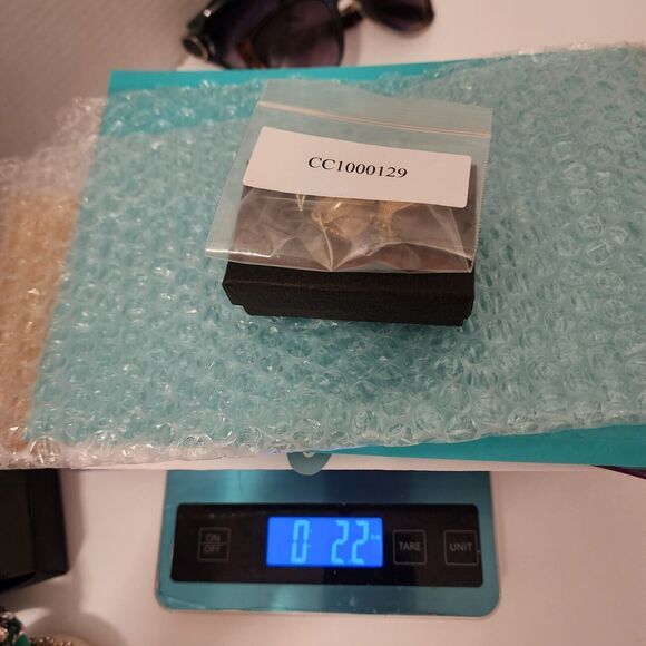 Vintage Givenchy Paris New York Fan Shell Design Clip Earrings Gold Tone Signed - Picture 14 of 14